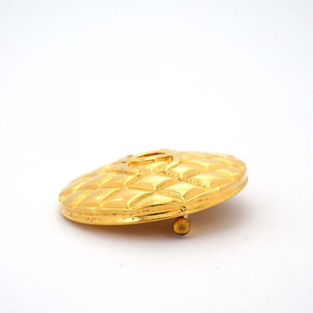 CHANEL Authentic Gold Logo Brooch - Picture 3 of 7